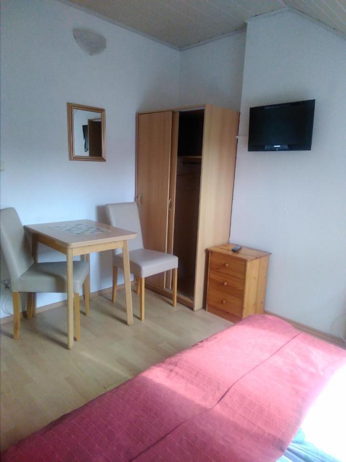 Dom Pod Sosnami Bed & Breakfast Mielno  Exterior foto